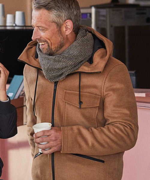 Mais largas, futuristas e ‘oversize’: assim serão os casacos de homem no próximo outono-inverno